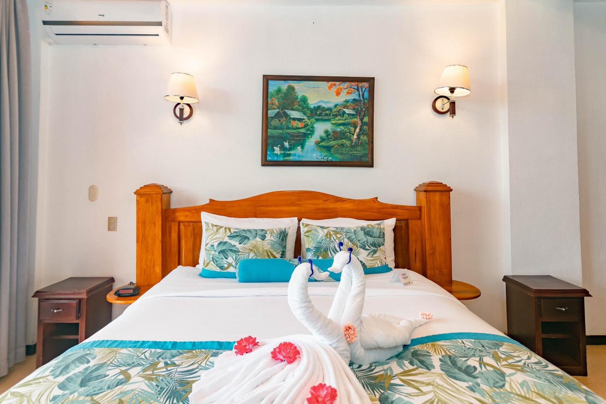 Hotel San Bada Resort & Spa Manuel Antonio Buitenkant foto